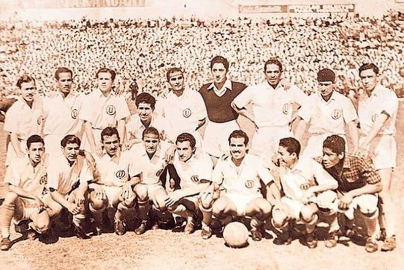 La sexta y el primer bicampeonato
