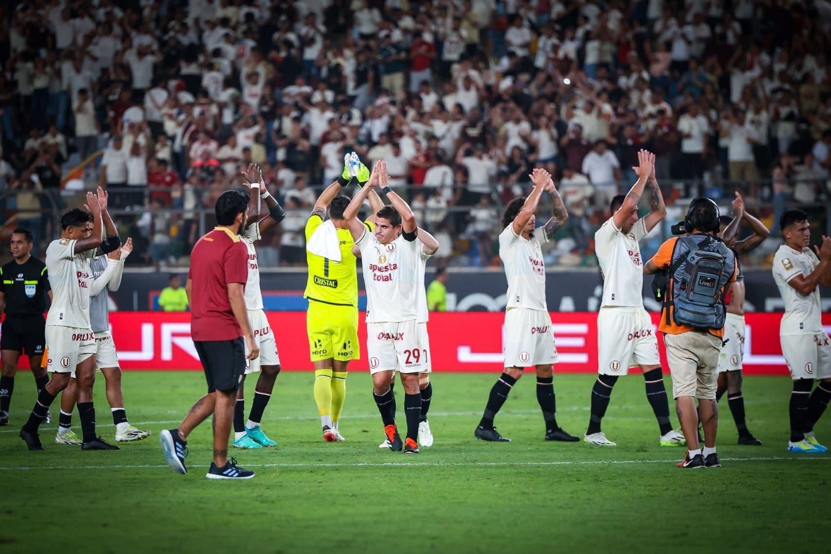 Universitario 2-0 Sport Huancayo: Goles de Edison Flores y Diego Dorregaray dieron triunfo a la ‘U'