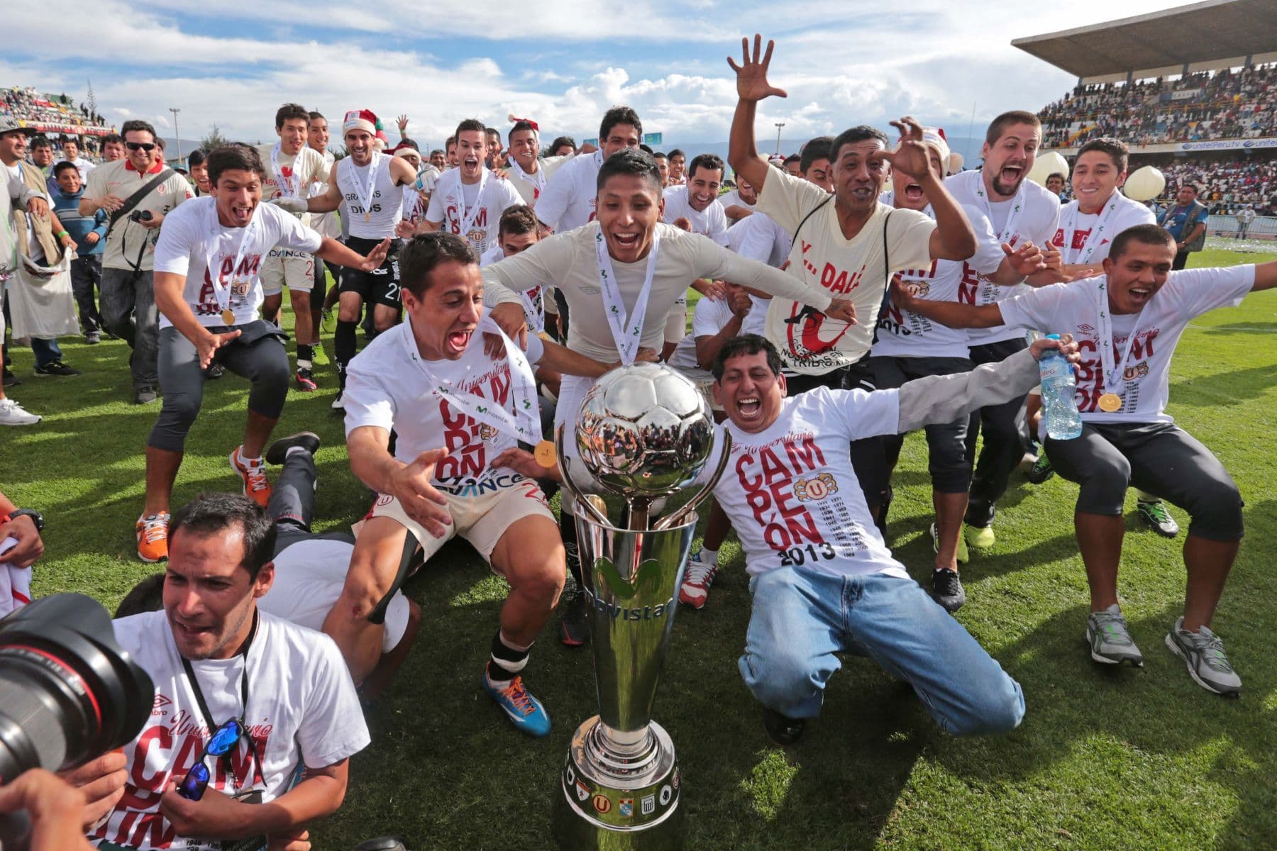 La estrella 26, ¡Gloria a la U en las alturas!