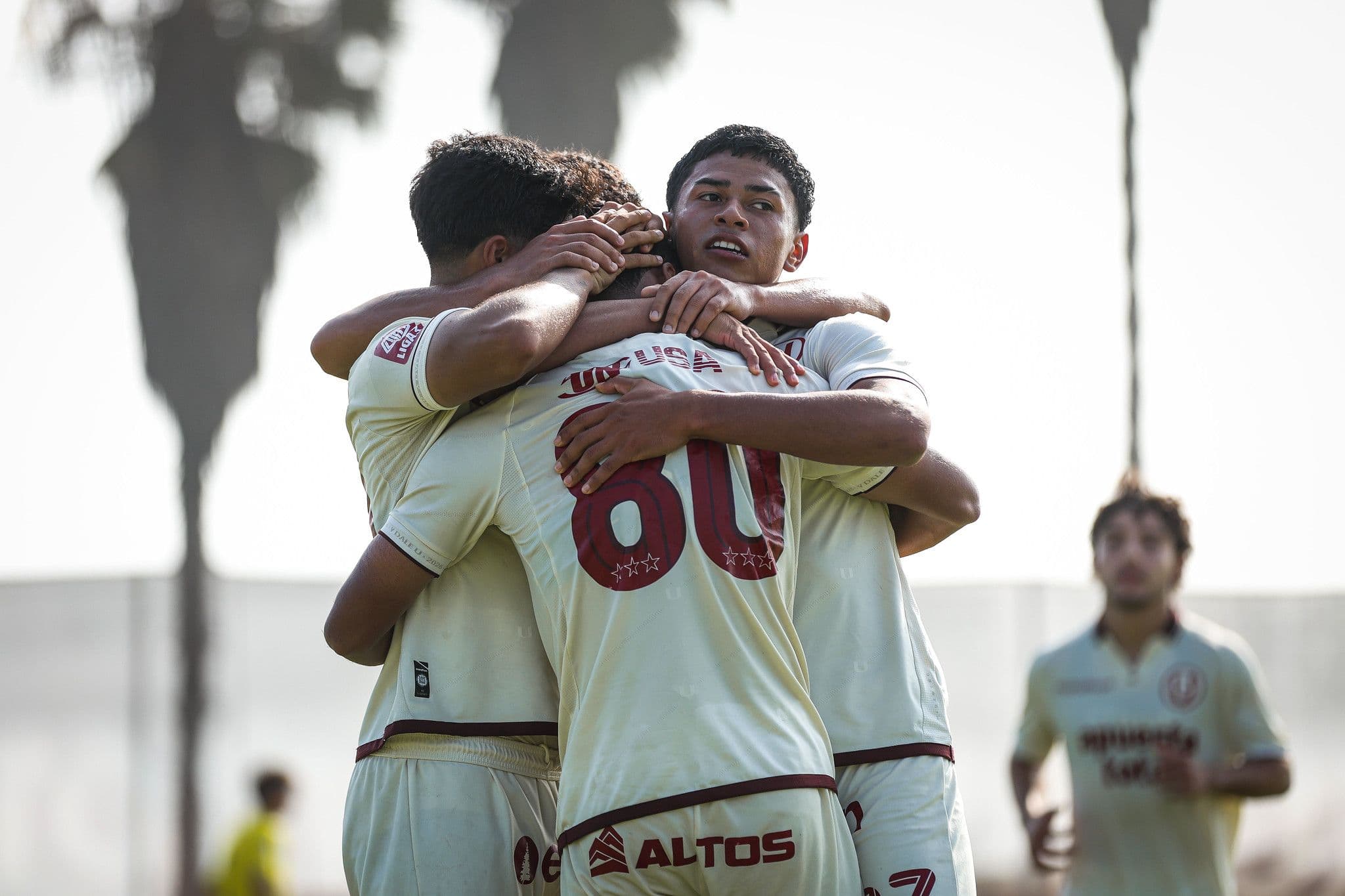 Universitario venció 2-1 a Huaral por la Liga 3