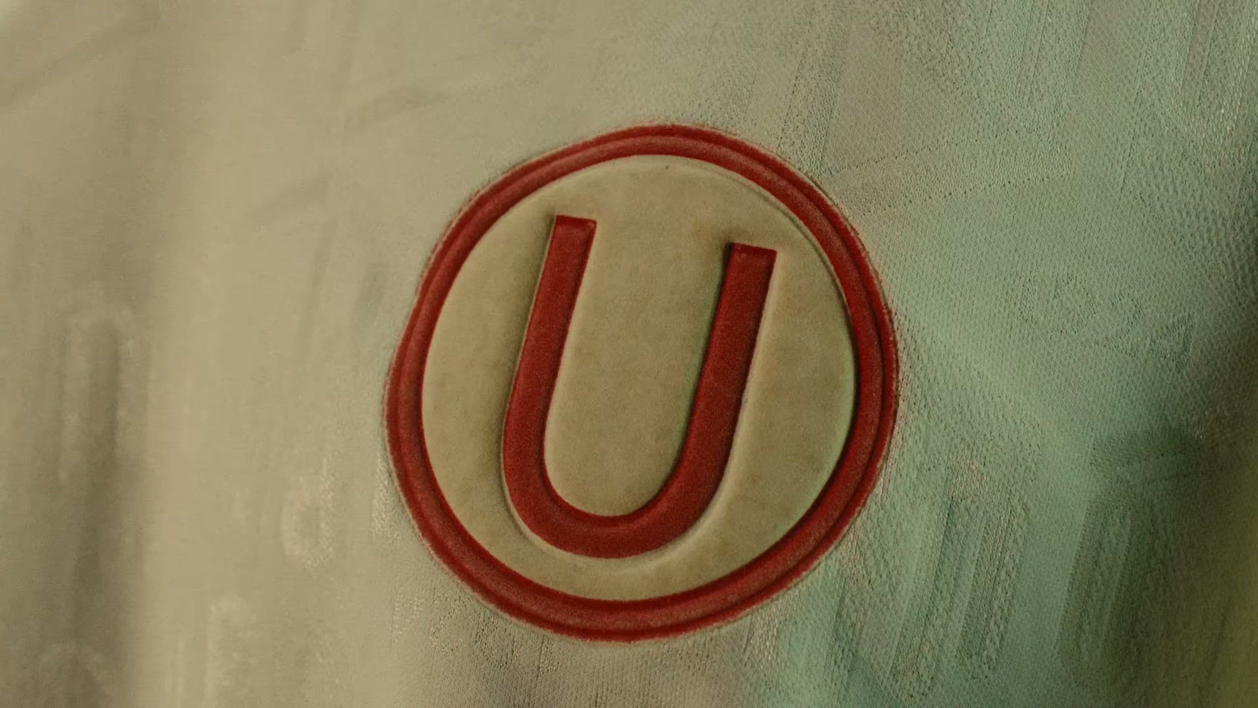 Escudo del Club Universitario de Deportes