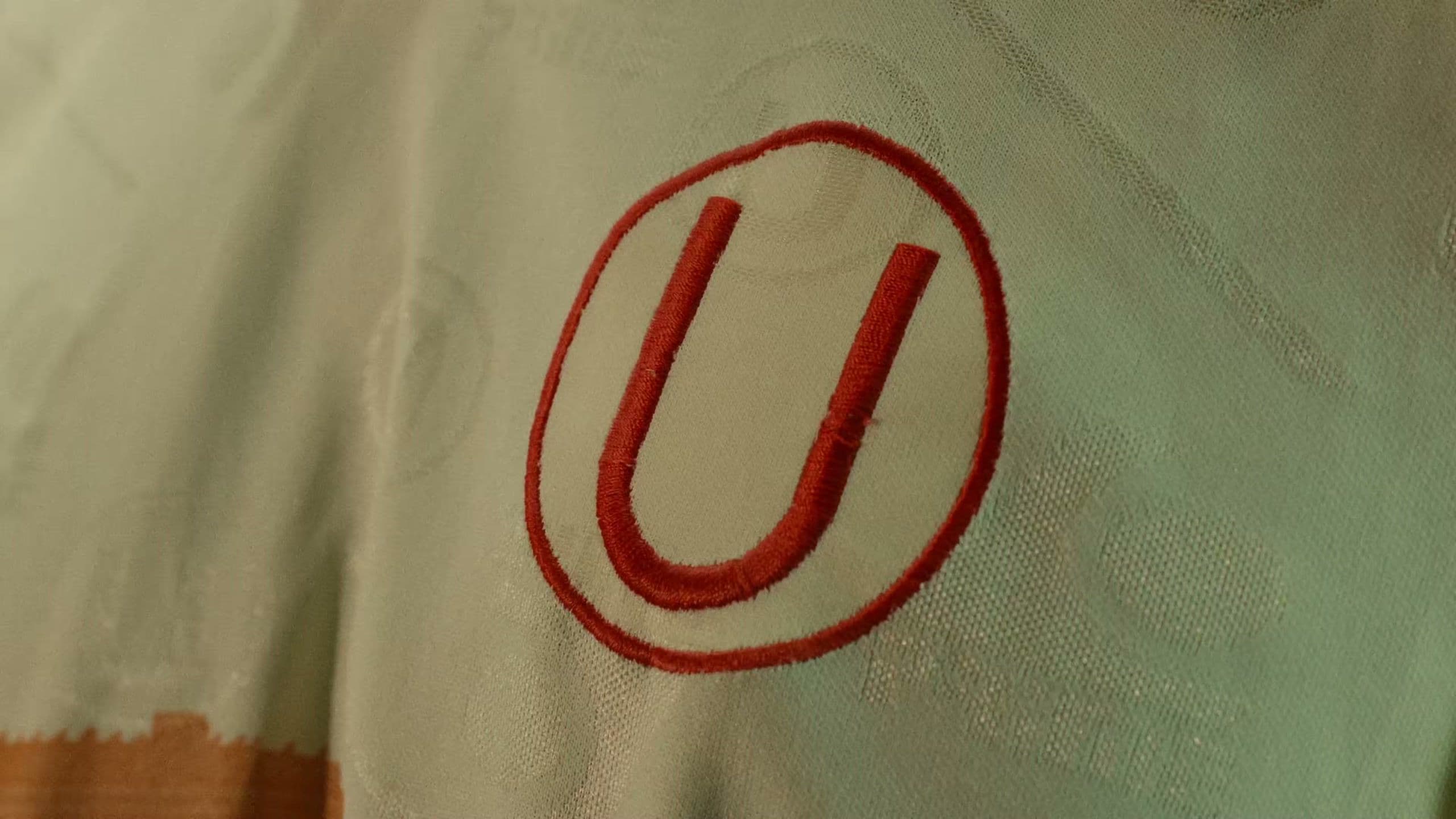 Escudo del Club Universitario de Deportes