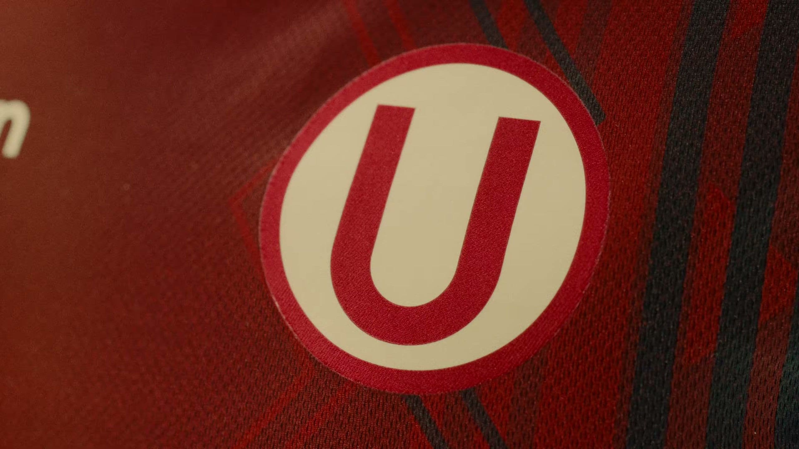 Escudo del Club Universitario de Deportes