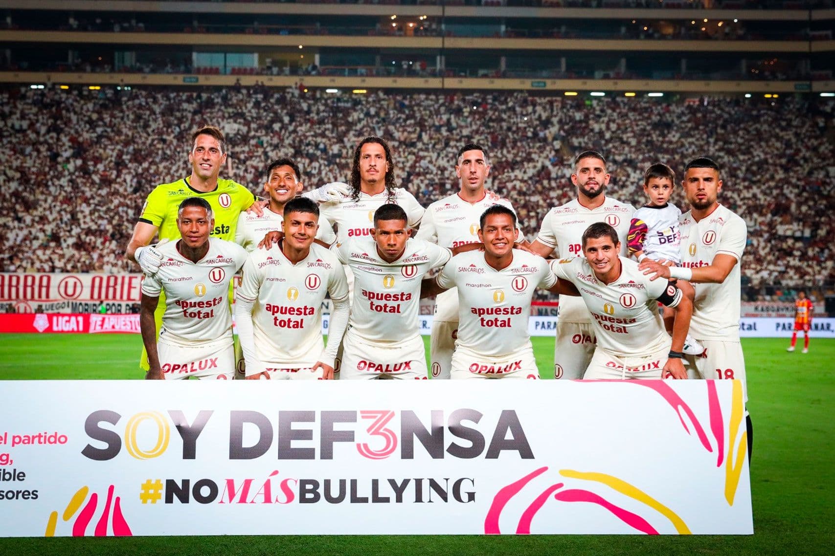 Universitario de Deportes y Ripley se unen para decir "Soy Defensa''