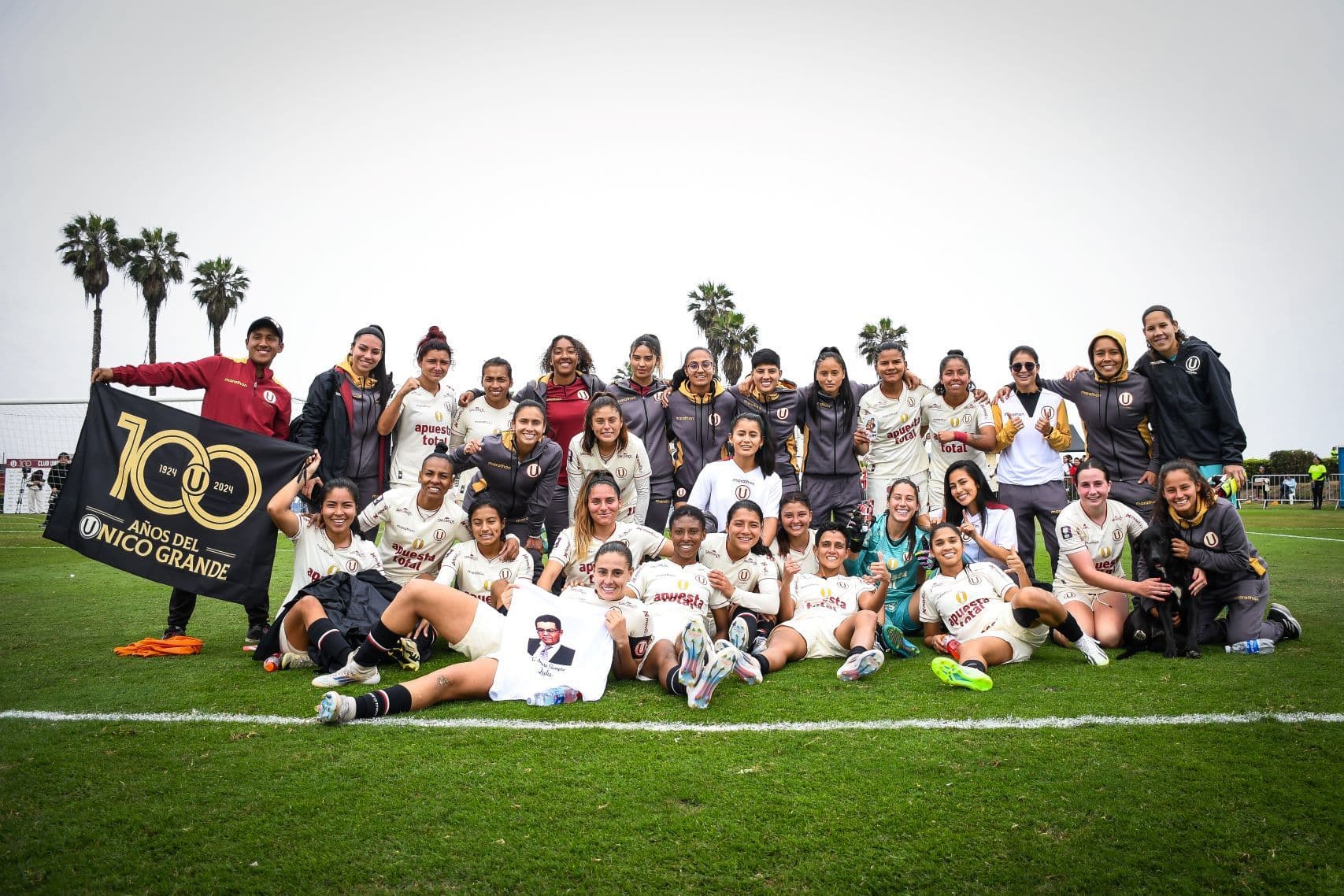 Universitario goleó 5-0 a C.A. Mannucci y asegura su pase a la final de Liga Femenina 2024