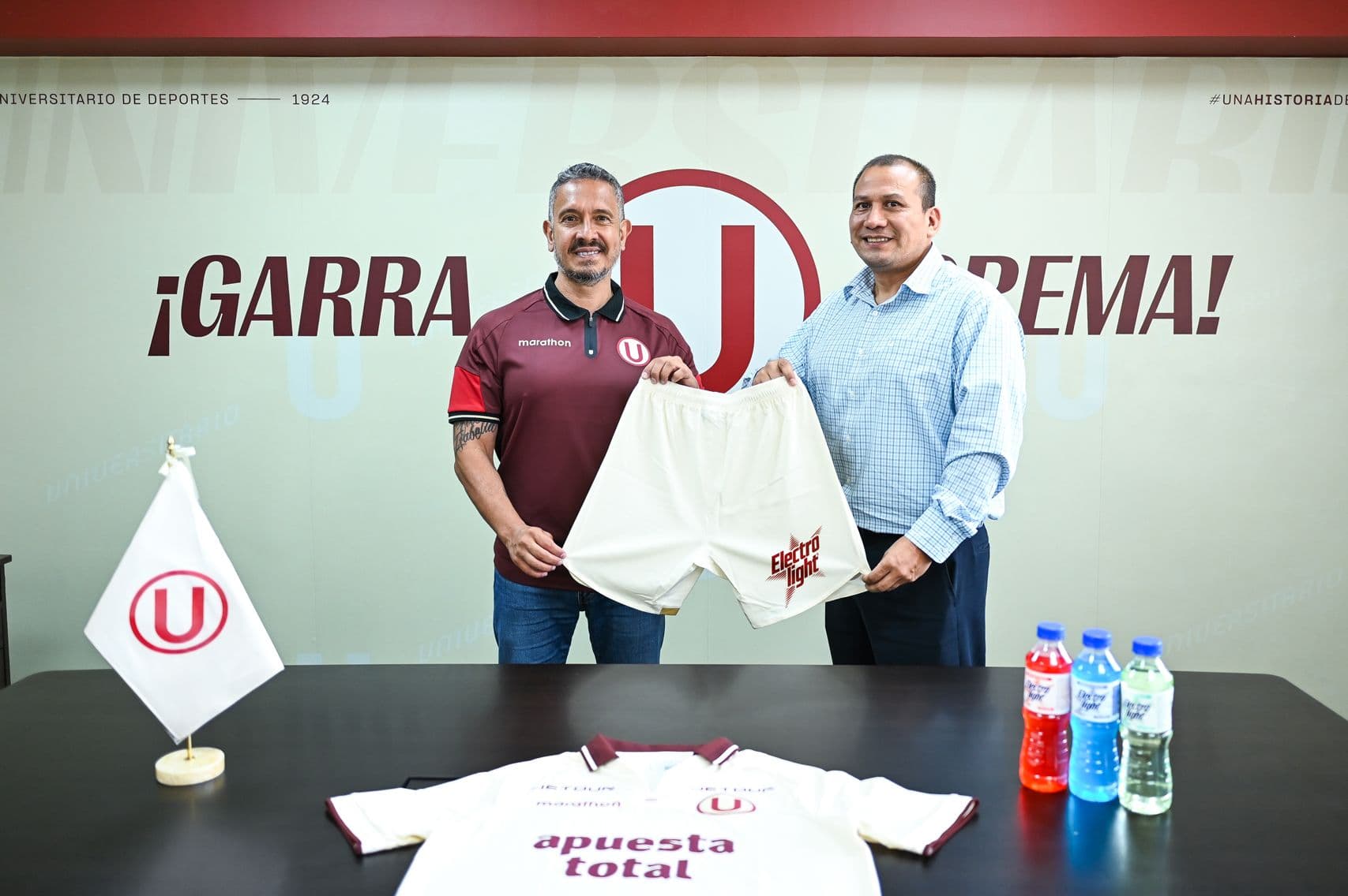 Universitario de Deportes anuncia a Electrolight como nuevo hidratador oficial