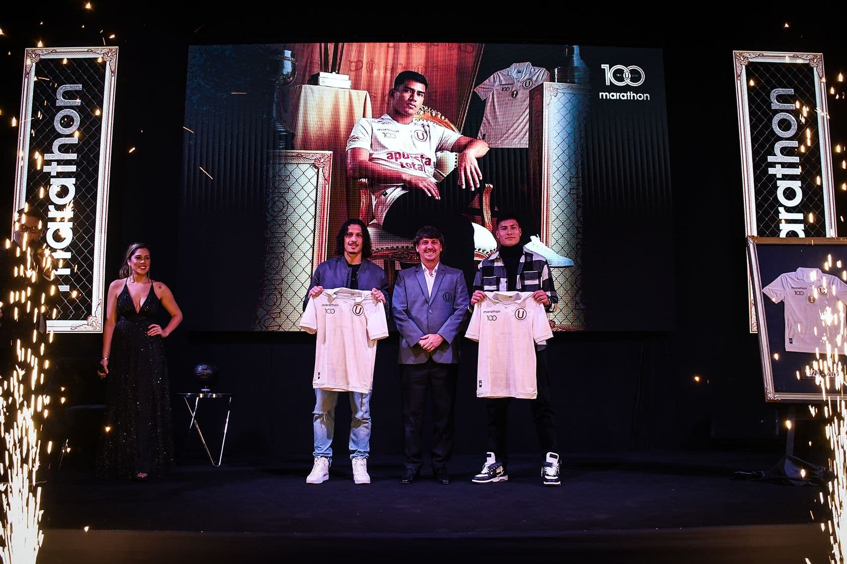 Inspirado en nuestros inicios: Universitario presenta la camiseta oficial del Centenario