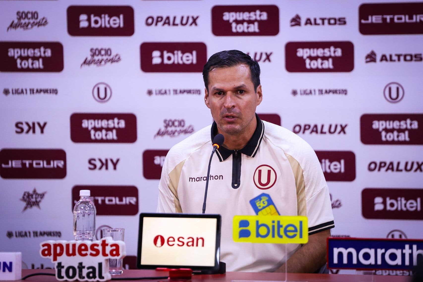 Jorge Araujo: “Se vio un equipo bastante frontal”