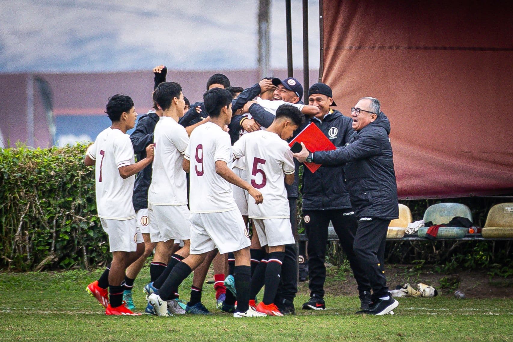 Una formación de primera: Categorías de Universitario tuvieron una gran jornada ante Alianza