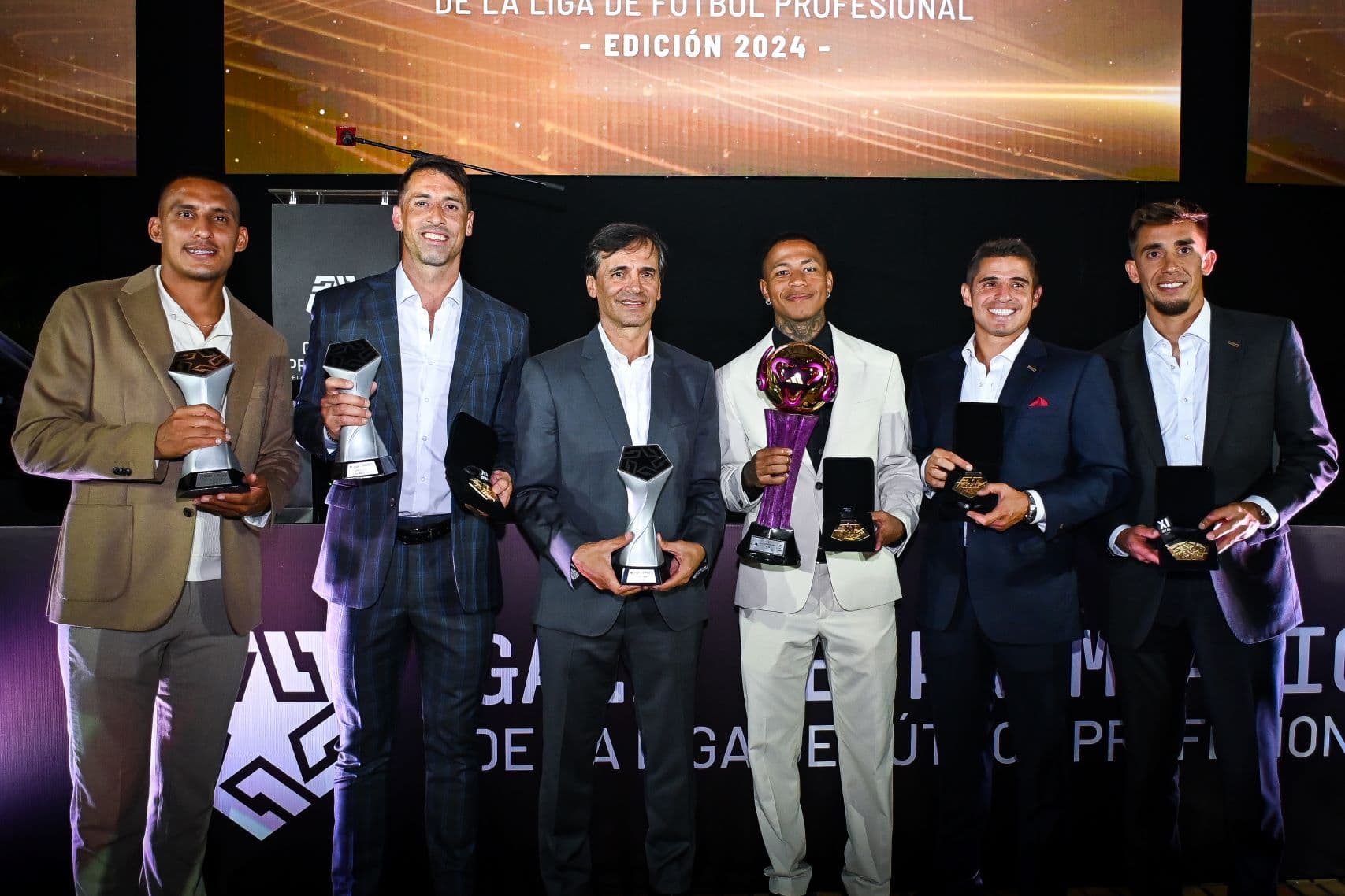 Universitario brilla en la Premiación de la Liga 1 y domina en la mayoría de categorías