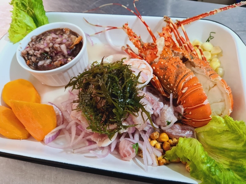 Cevichería Los Dos Piratas