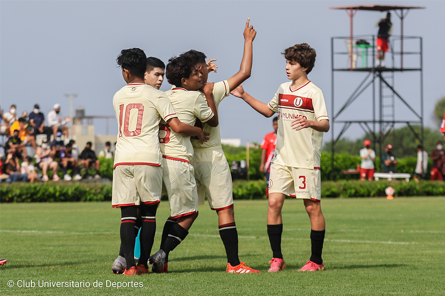 Universitario logró goleada histórica en el Torneo Élite