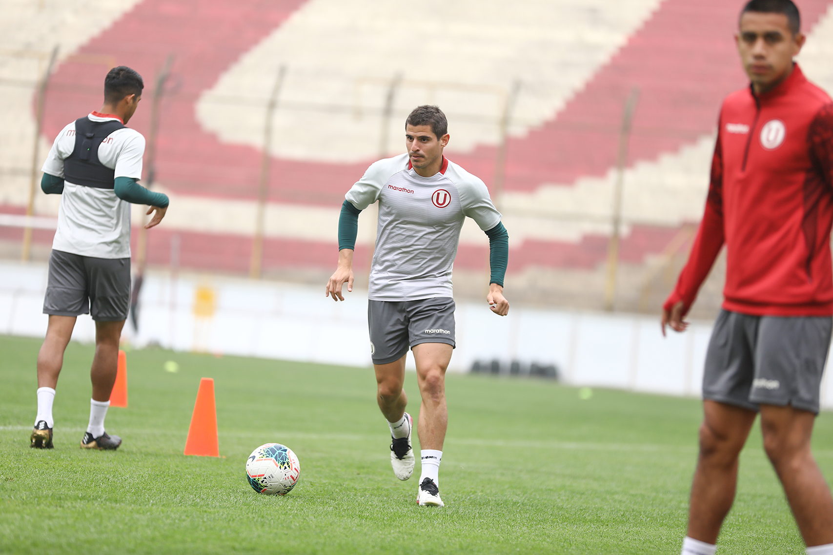 El primer equipo entrenó en el Estadio Monumental enfocado en el partido del sábado